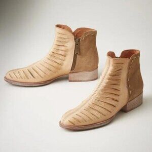 Veracruz Sundance Desert Winds Caged Ankle Bootie Boots‎ Tan